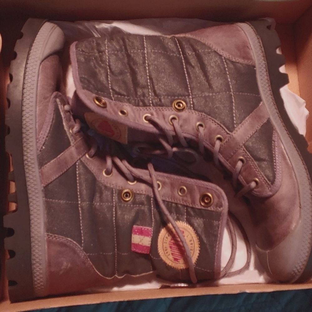 Palladium military style boots